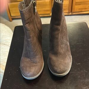 Timberland Brown Suede Ankle Booties Side Zipper